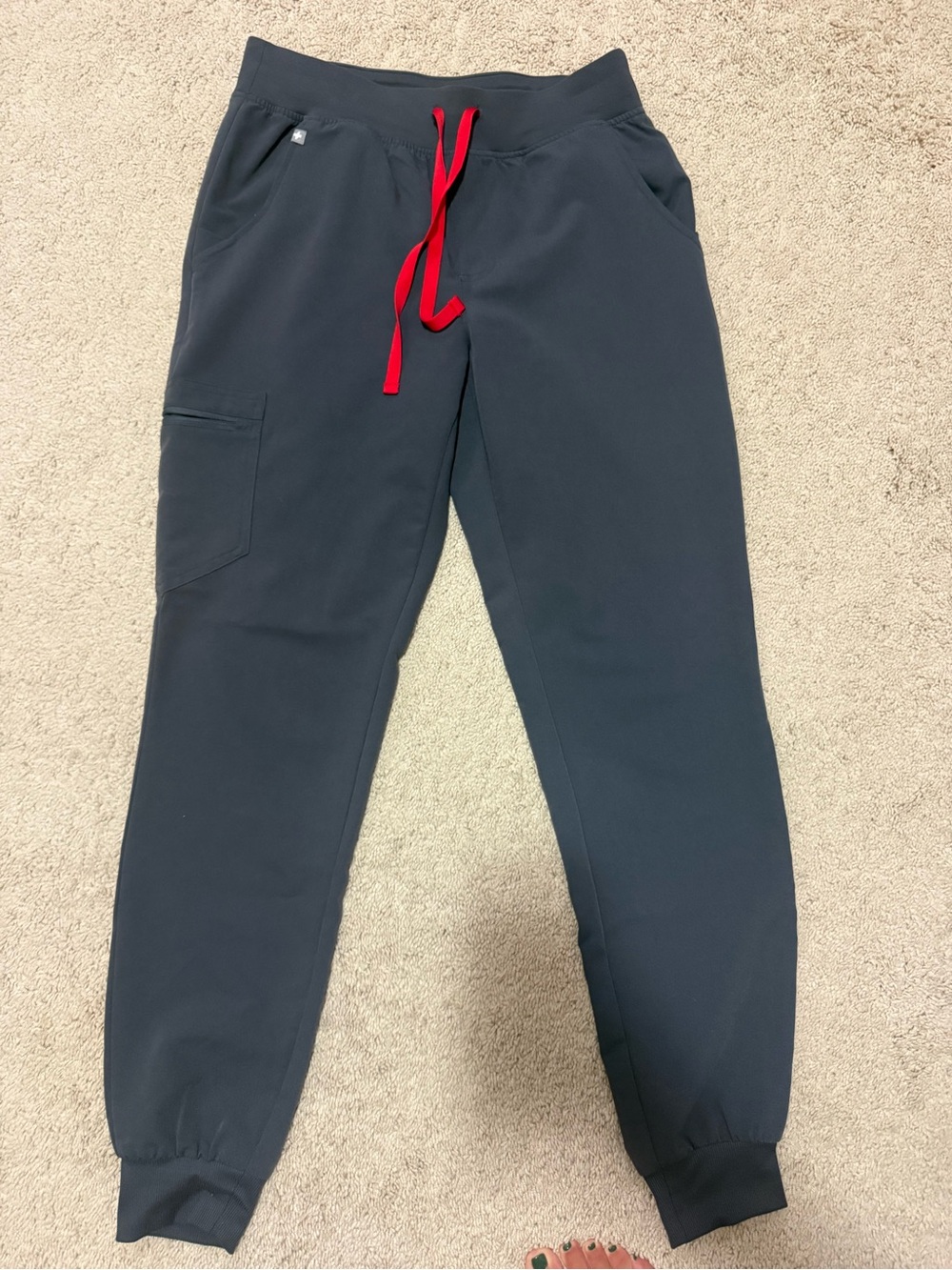 Figs women’s Zamora Charcoal Joggers with Red Drawstring